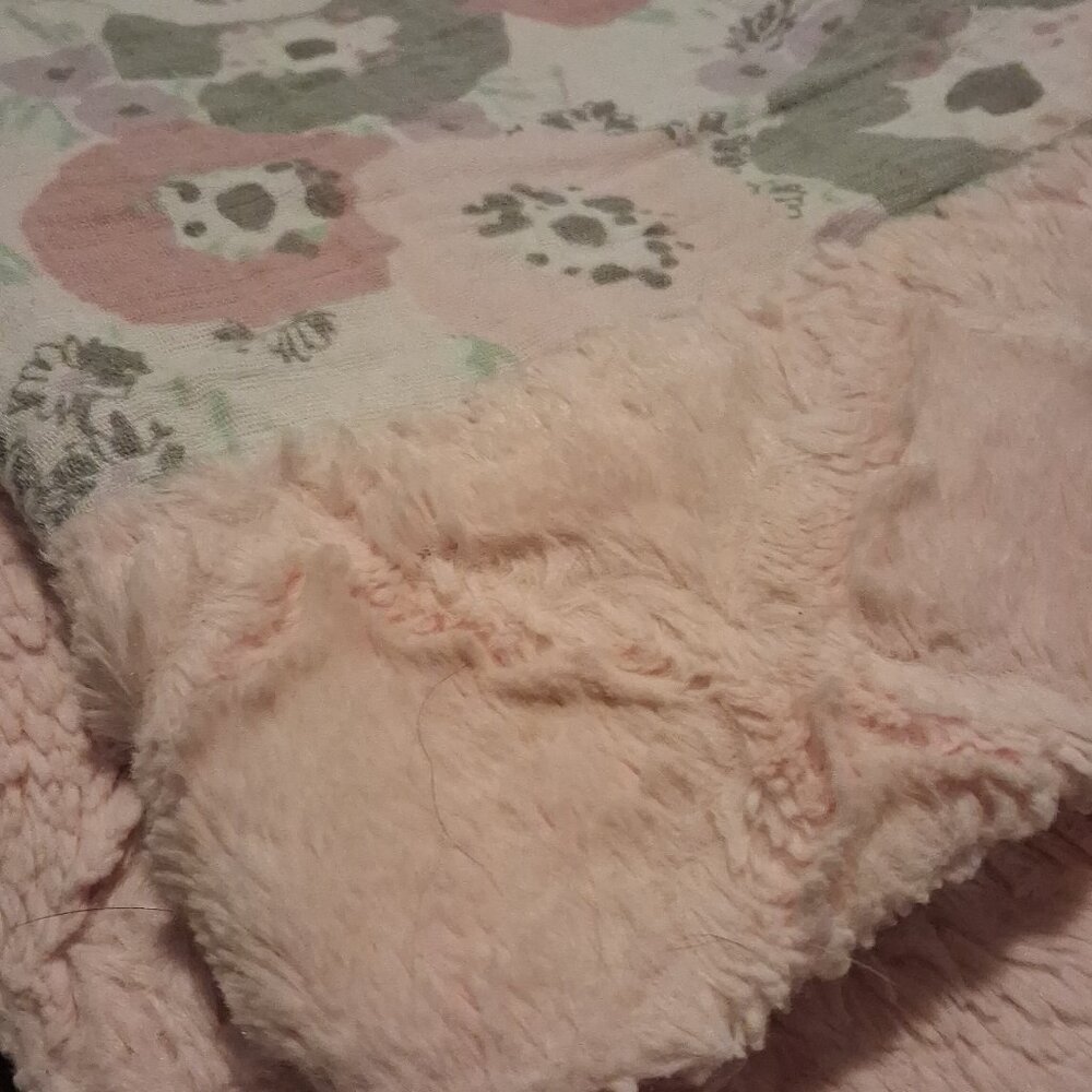 Minky back, muslin top handmade blanket - floral